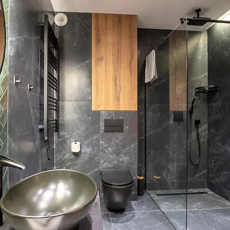 Sosnowa Prowincja W Szklarskiej Porebie. Gorski Z Jacuzzi I Sauna.