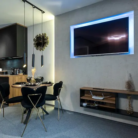 Sosnowa Prowincja W Szklarskiej Porebie. Gorski Z Jacuzzi I Sauna. * Sklářská Poruba