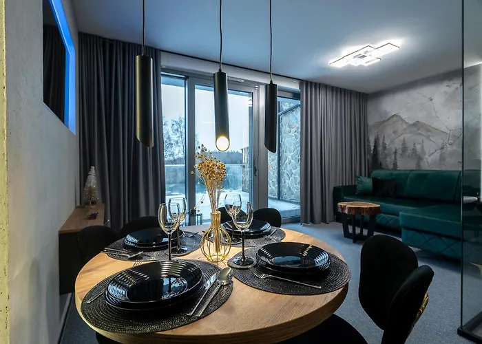 Sosnowa Prowincja W Szklarskiej Porebie. Gorski Z Jacuzzi I Sauna. Apartmán Sklářská Poruba