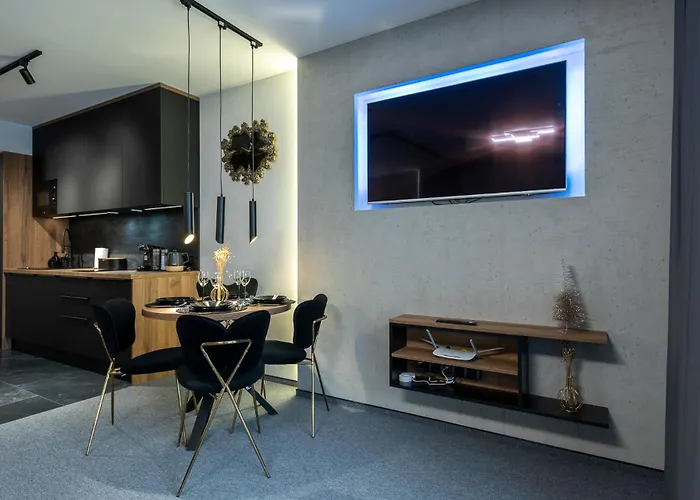 Sosnowa Prowincja W Szklarskiej Porebie. Gorski Z Jacuzzi I Sauna. * Sklářská Poruba